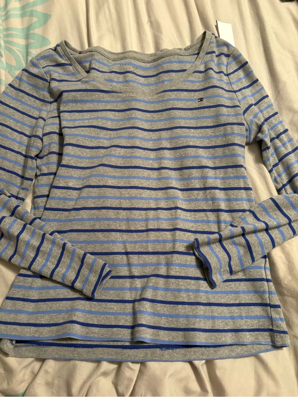 Tommy Hilfiger Gray and Blue Striped Crew Neck Sweater